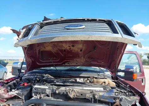 2008 Ford F-250 Fx4/Harley-Davidson/King Ranch/Lariat/Xl/Xlt z USA, uszkodzony, nr VIN 1FTSW21R28EC41590